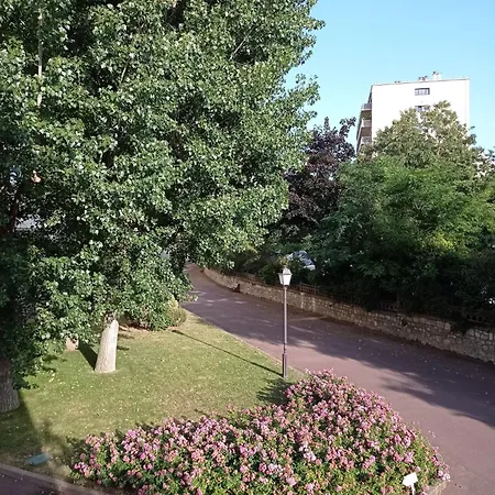 Proche De Paris Apartment